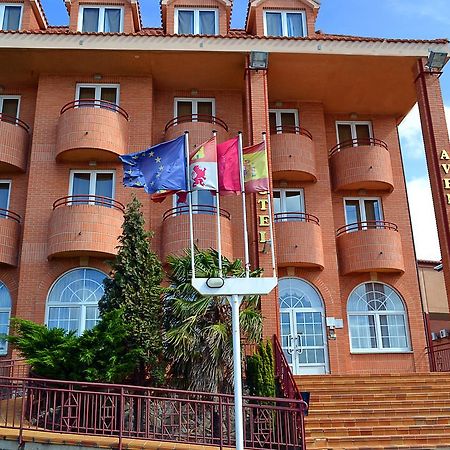 Hotel Avenida III 比利亚丹戈斯德尔帕拉莫 外观 照片