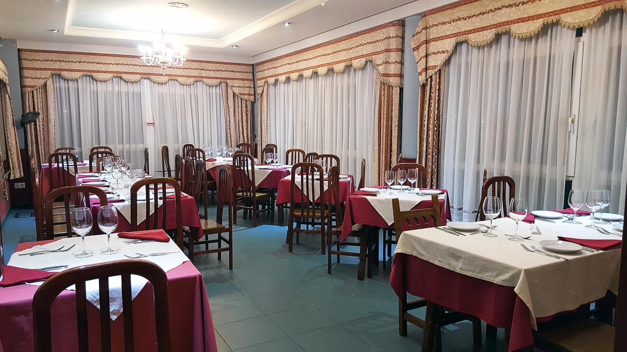 Hotel Avenida III 比利亚丹戈斯德尔帕拉莫 外观 照片